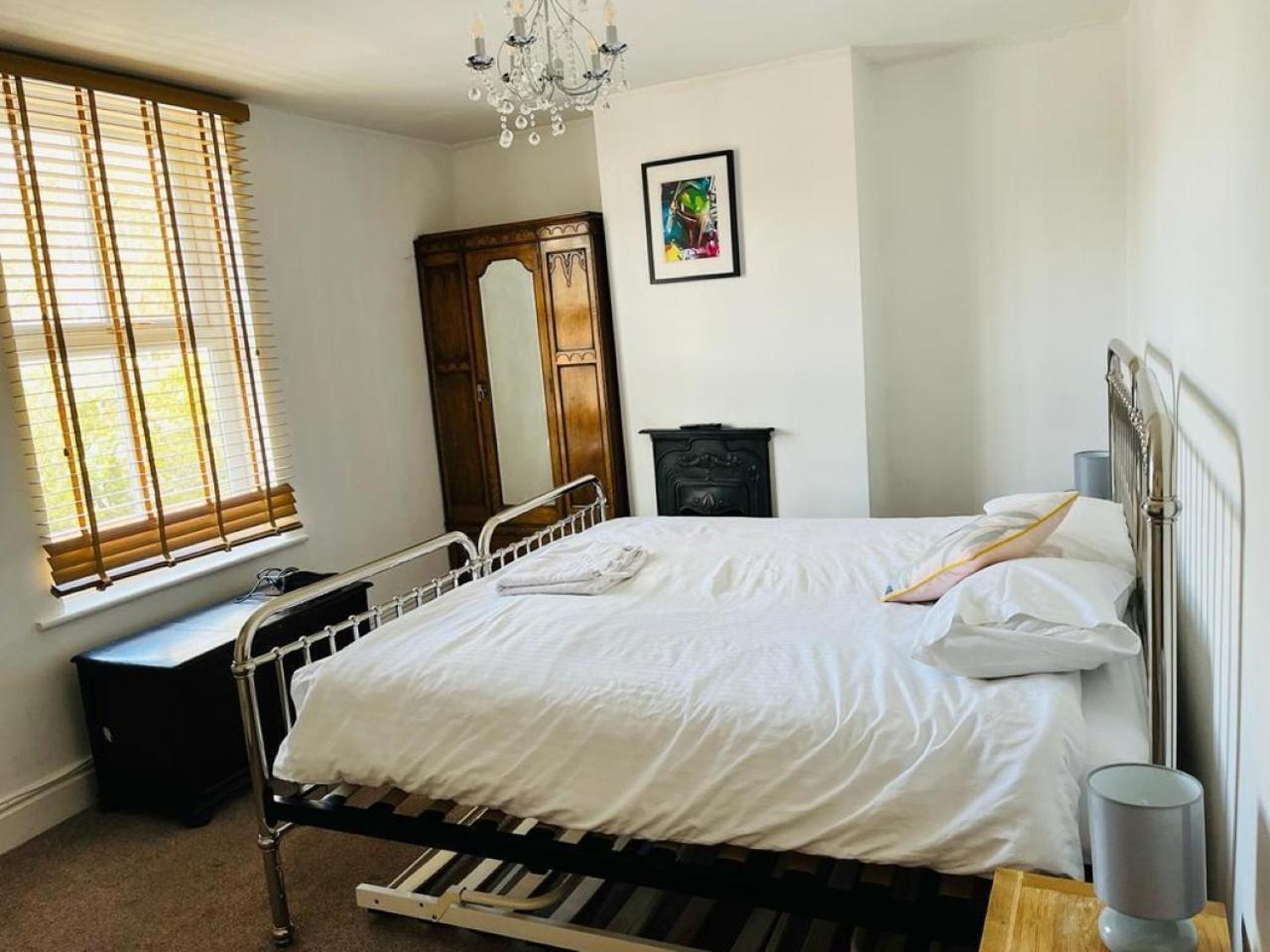 Bodhi Tree Cottage - Grove Road Cottages Stratford-upon-Avon Zewnętrze zdjęcie